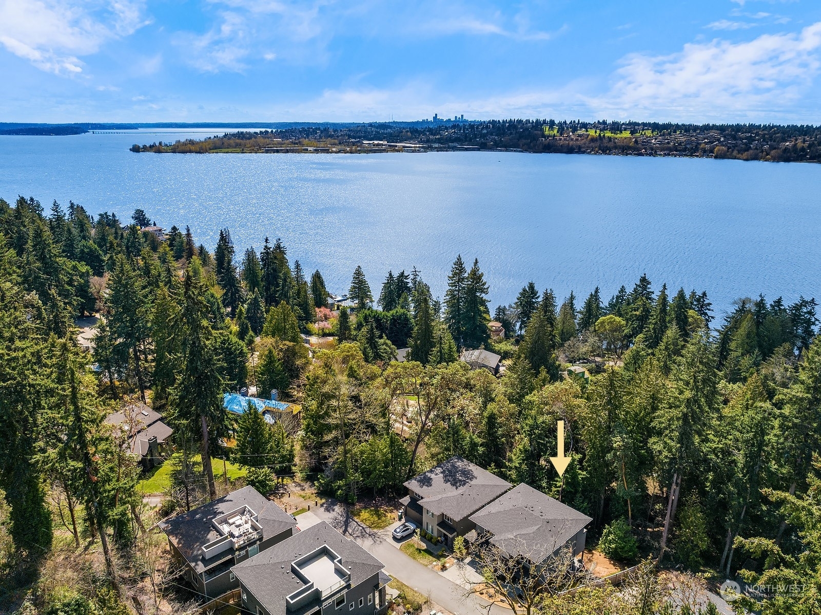 Property Photo:  7213 NE 118th Court  WA 98034 