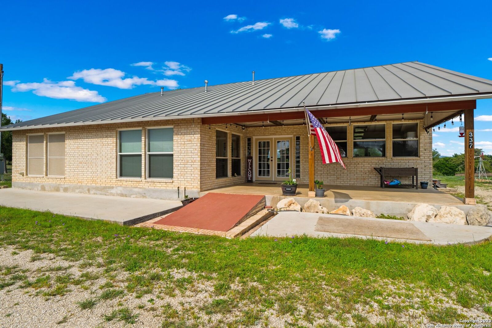 Property Photo:  337 Riverview Dr  TX 78003 