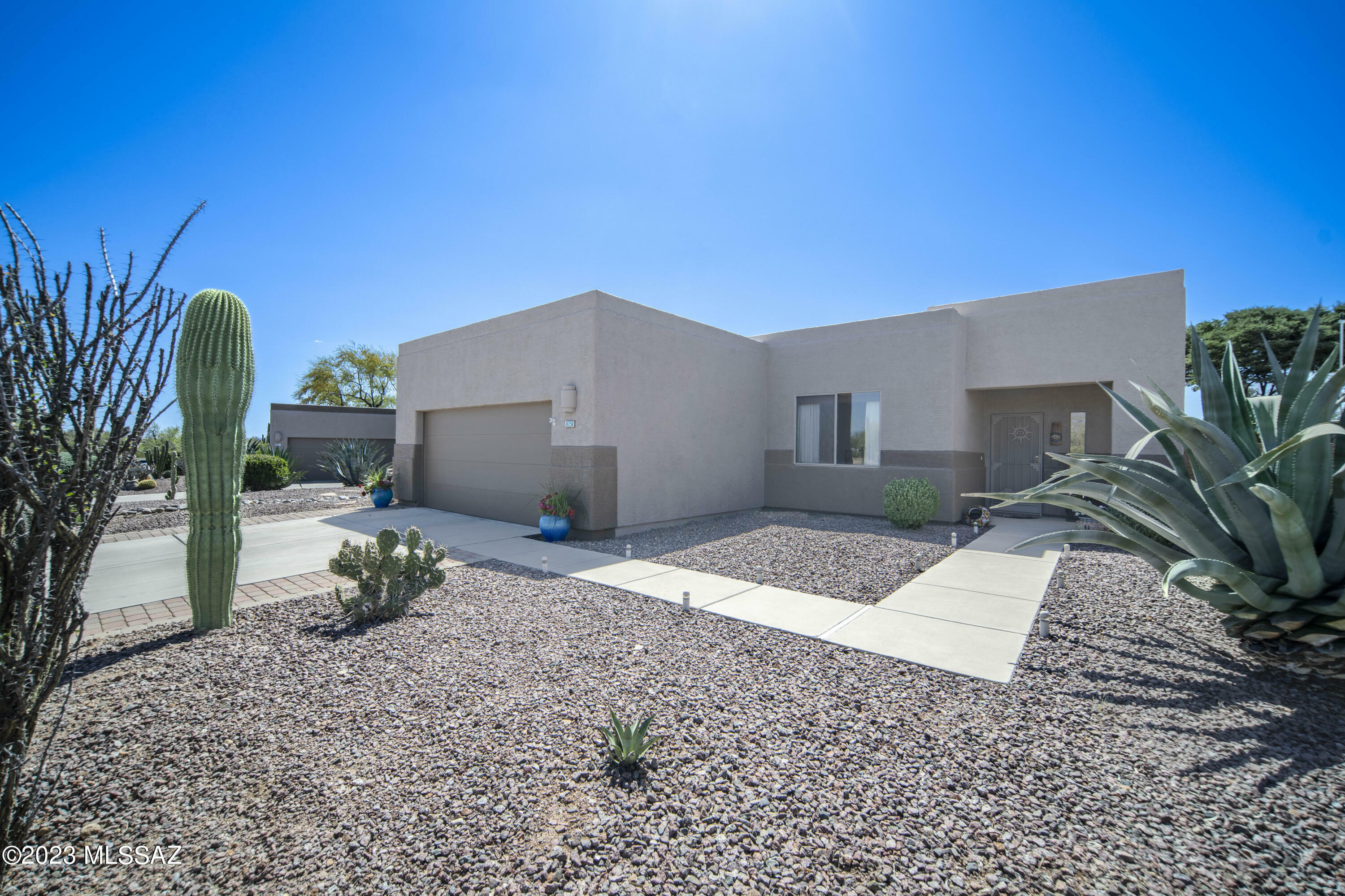 Property Photo:  8358 N Starfinder Place  AZ 85704 