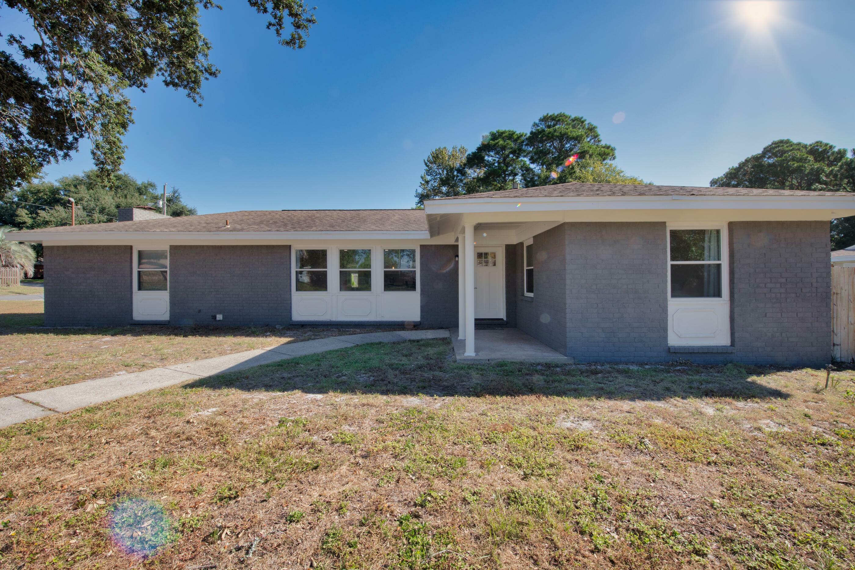 Property Photo:  344 NW Lake Drive  FL 32548 