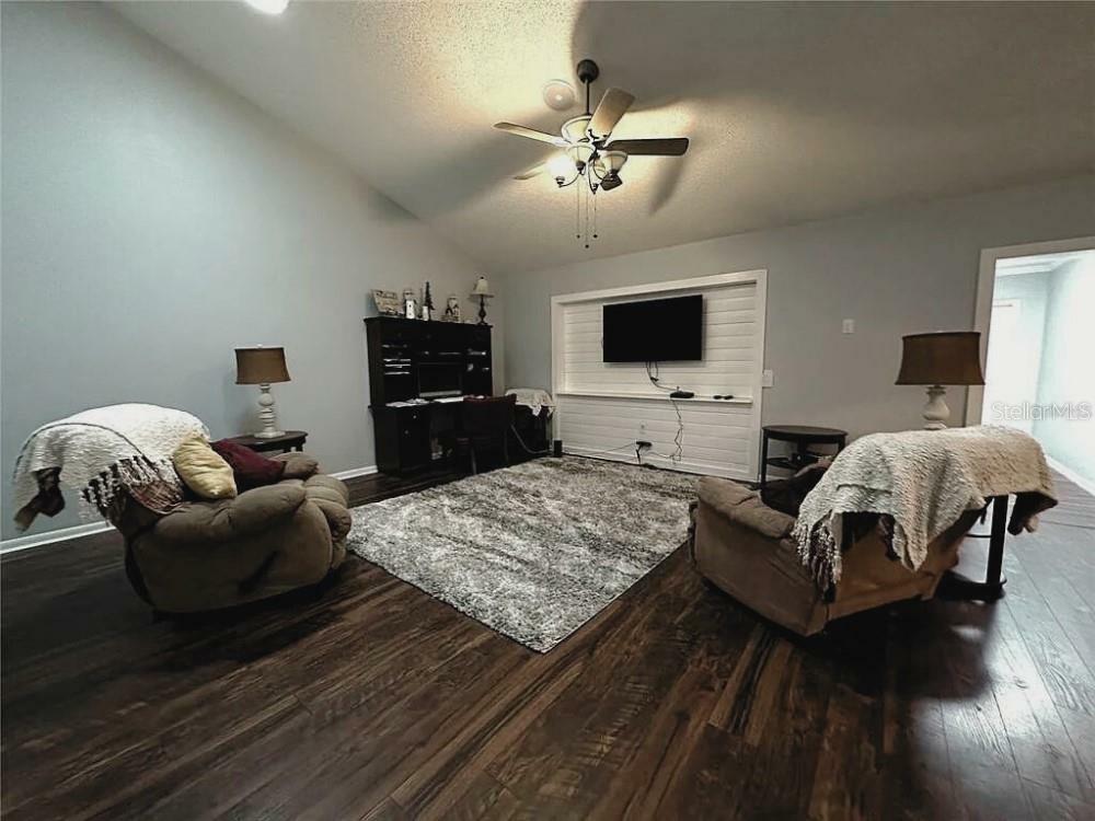 Property Photo:  537 Saint Andrews Road  FL 33884 