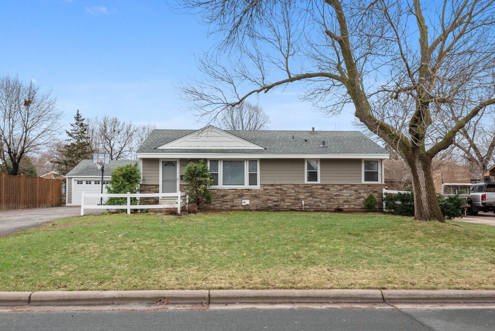 Property Photo:  730 Overton Drive NE  MN 55432 