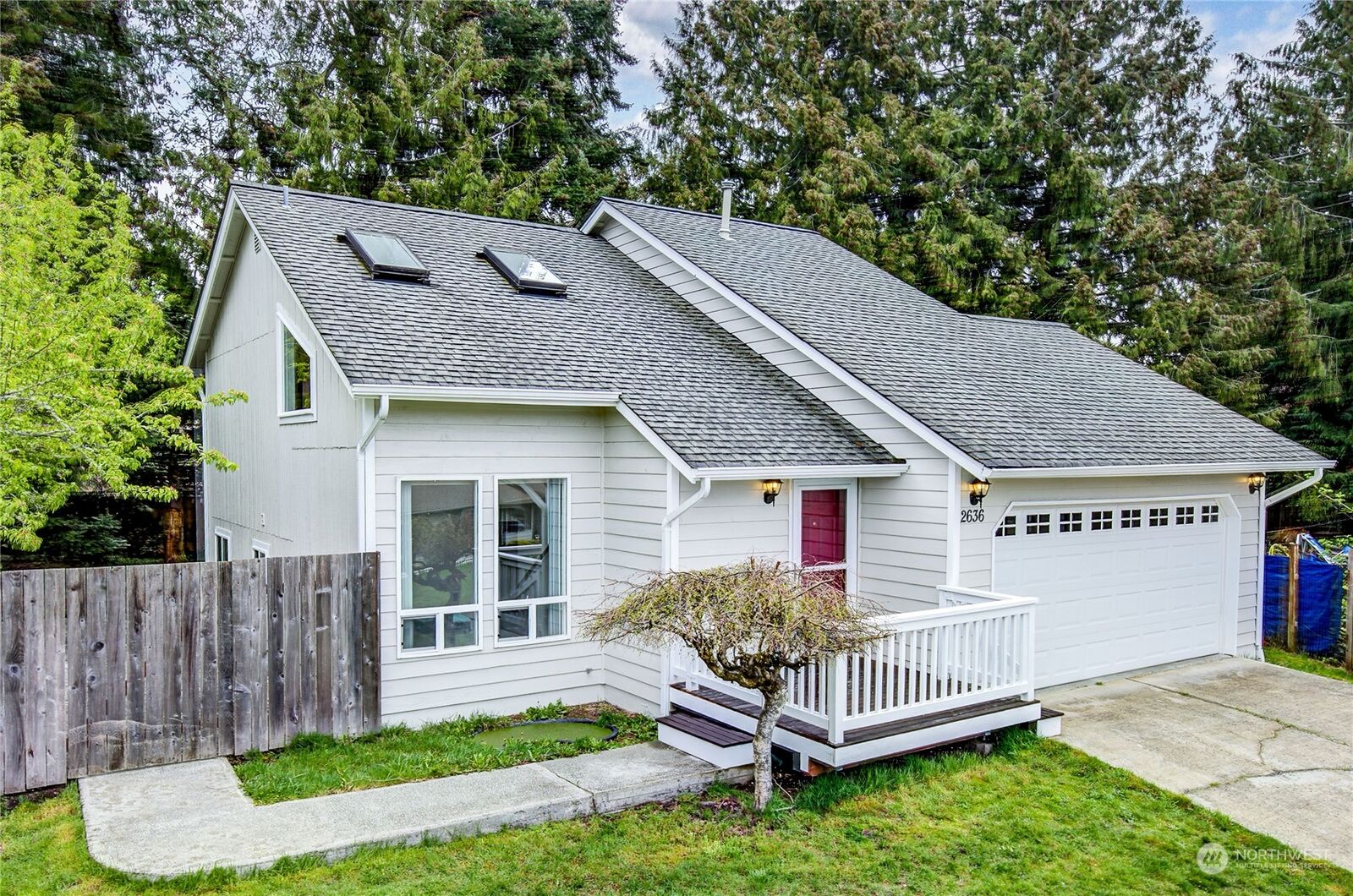 Property Photo: 2636 NE Coventry Place WA 98311