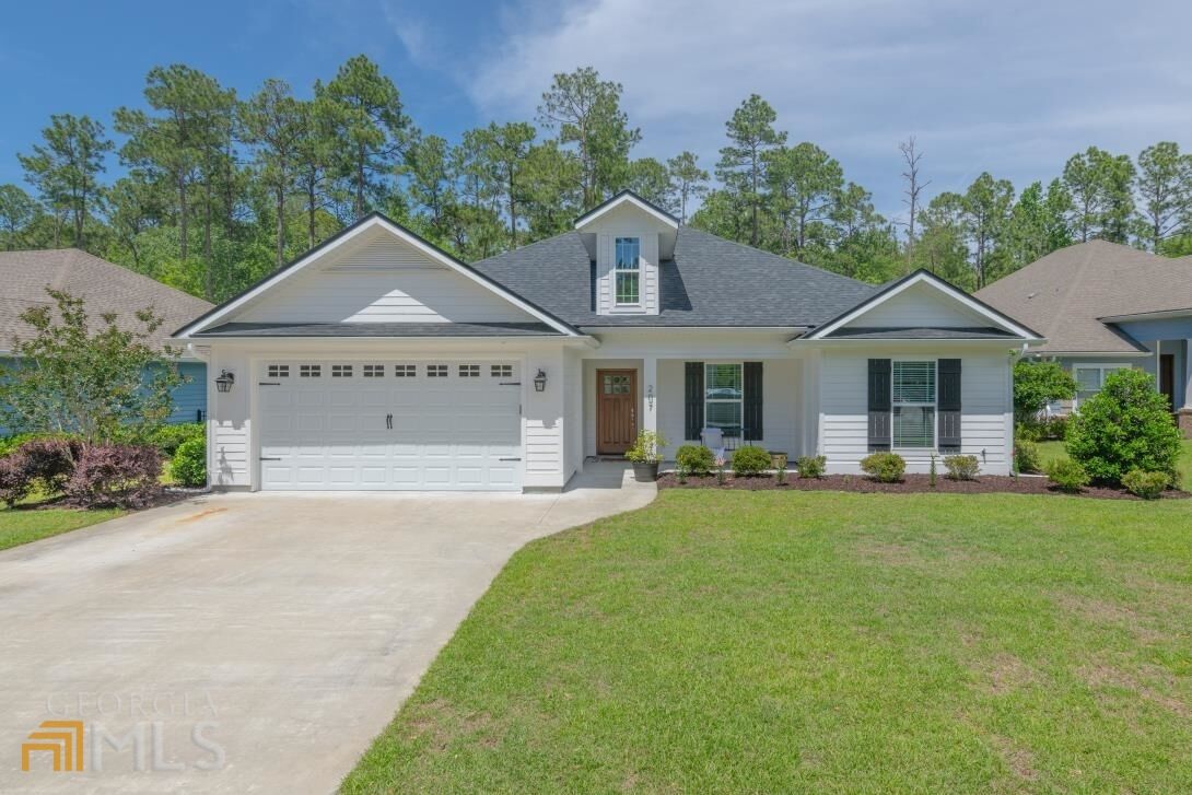 Property Photo:  207 Boatsman Way  GA 31558 