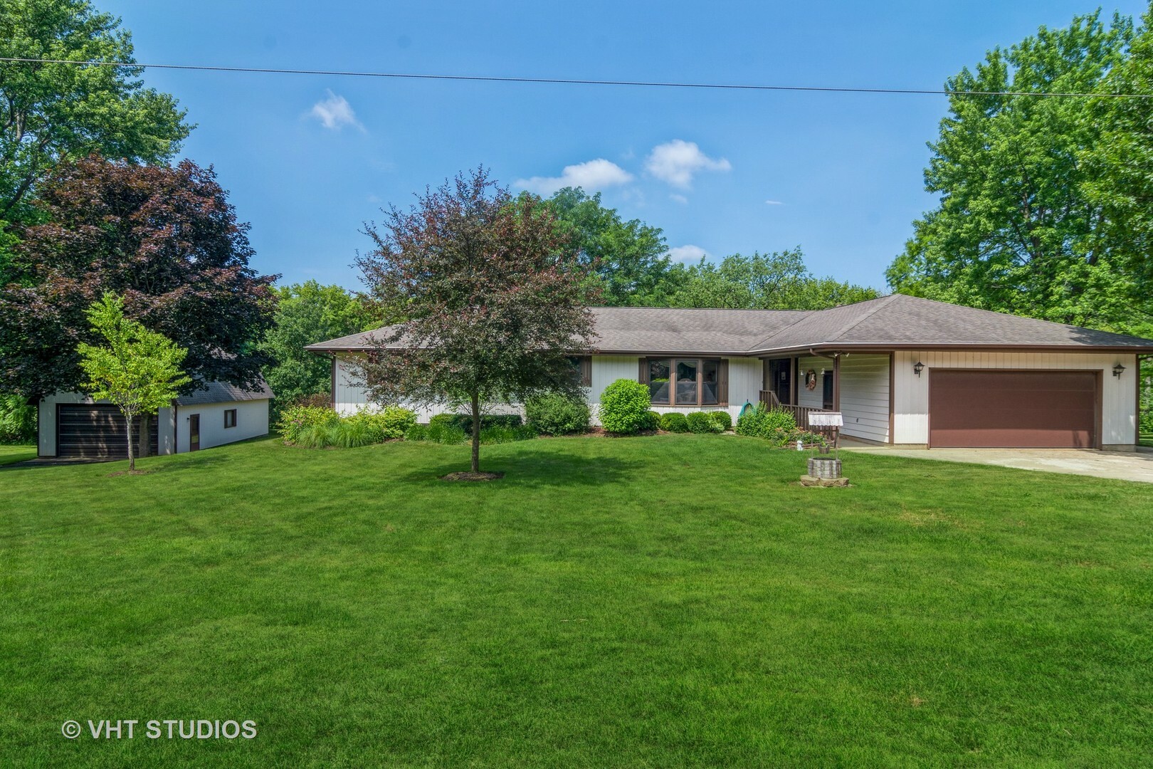 Property Photo:  1N400 Pouley Road  IL 60119 