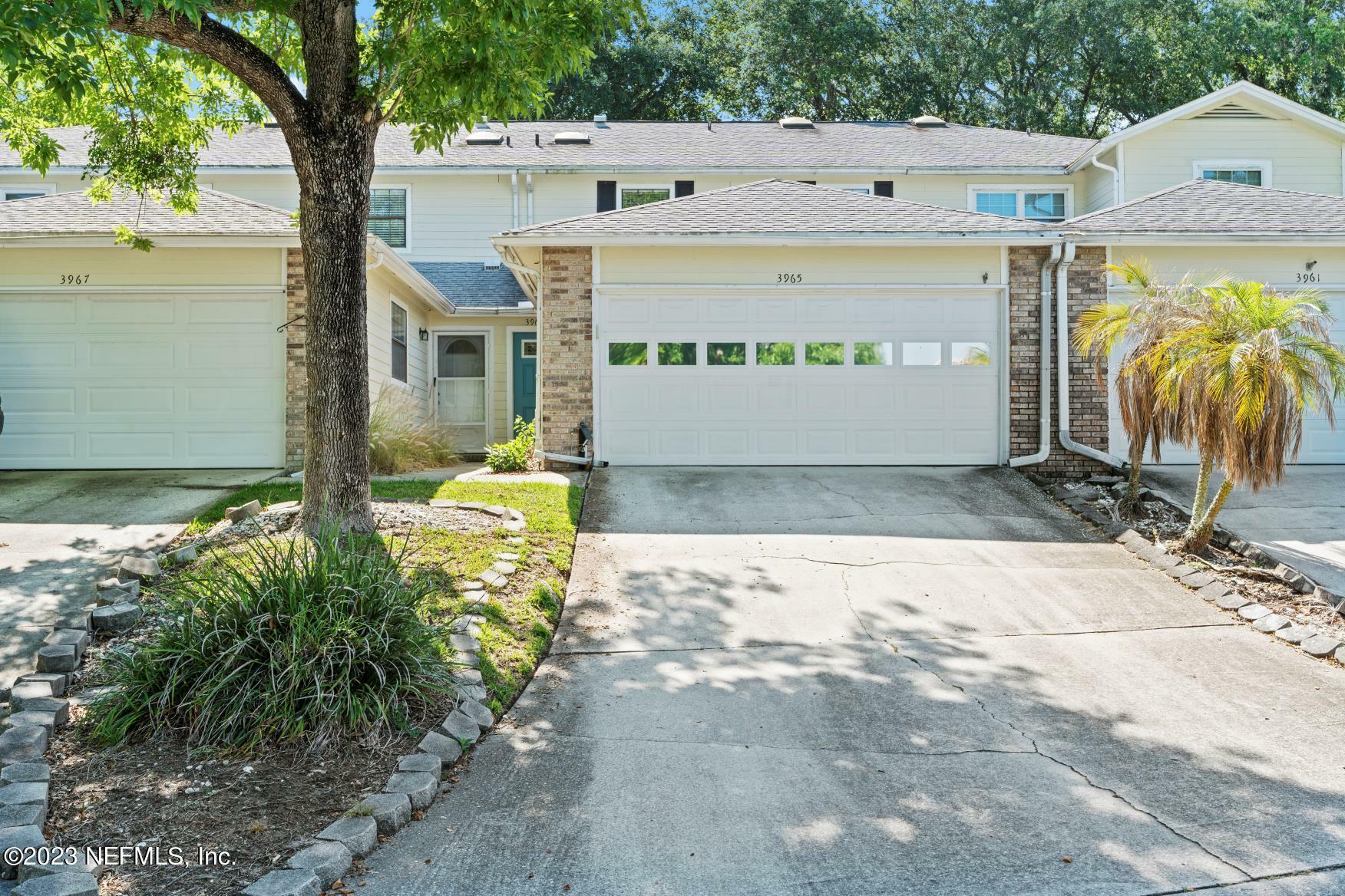 Property Photo:  3965 Meadowview Drive N  FL 32225 