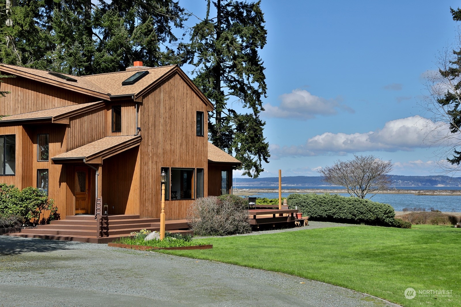 Property Photo:  501 Race Road  WA 98239 