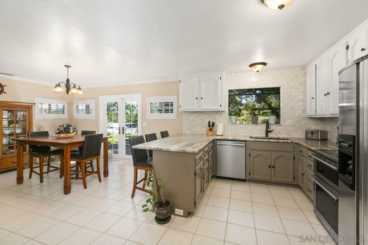 Property Photo:  16075 Kay Dee Ln  CA 92065 