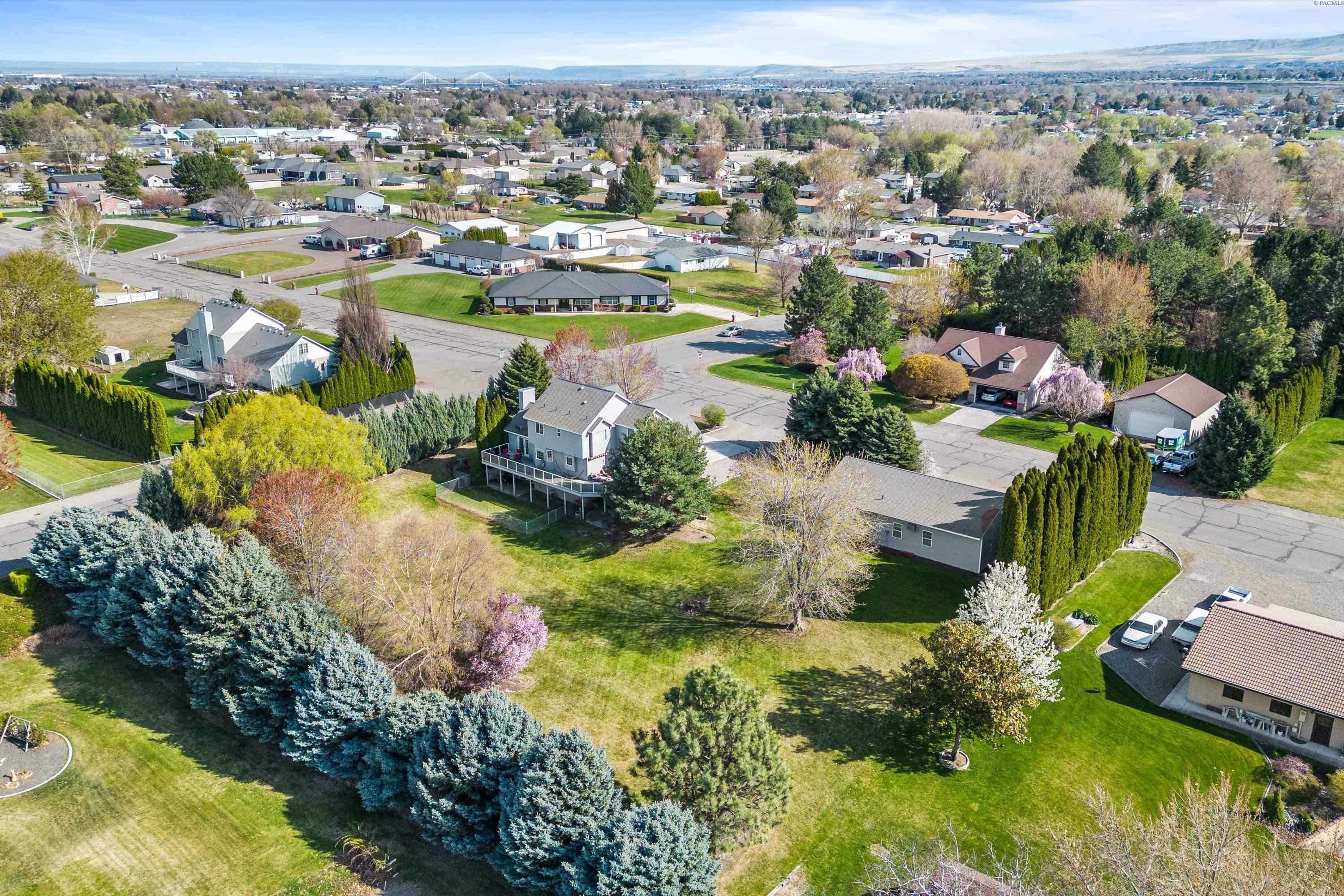 Property Photo: 5609 W Livingstone Rd. WA 99301