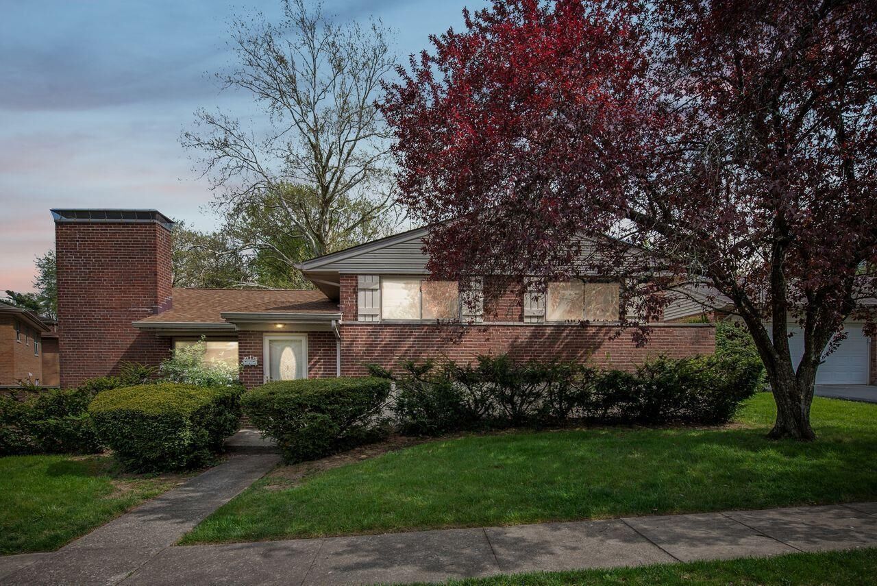 Property Photo:  4540 Springmeadow Dr  OH 45229 
