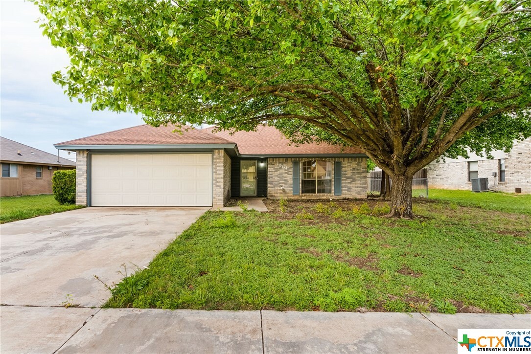 Property Photo:  1801 Leader Drive  TX 76549 