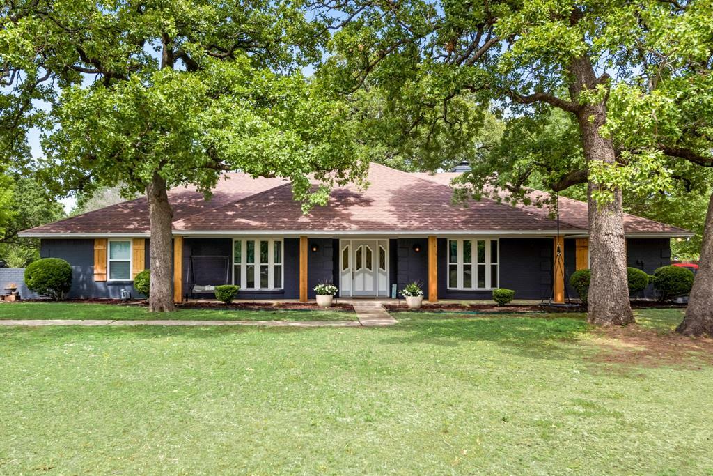 Property Photo:  3621 Lynchburg Drive  TX 76208 