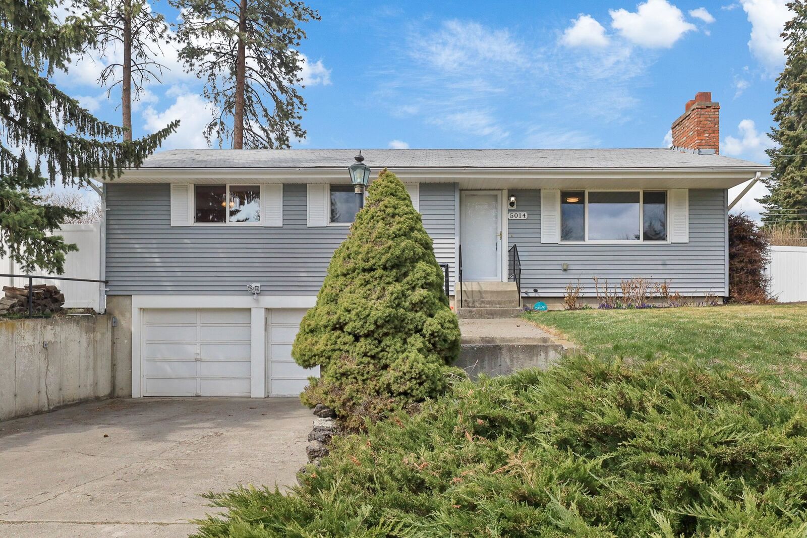 Property Photo:  5014 W Francis Ave  WA 99208 