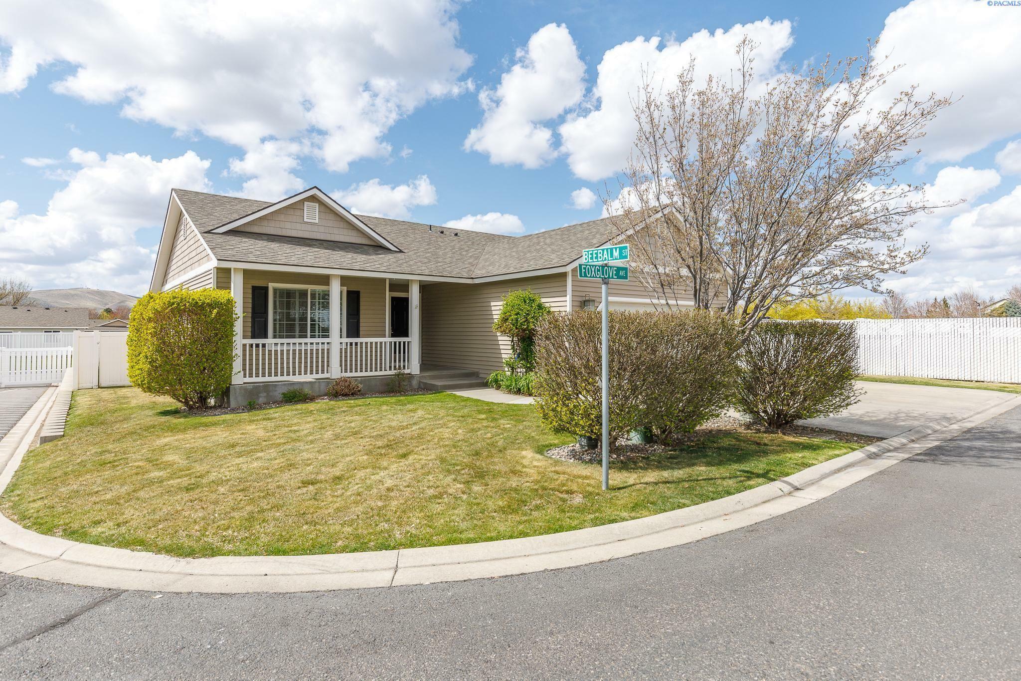 1527 Foxglove Ave  Richland WA 99352 photo