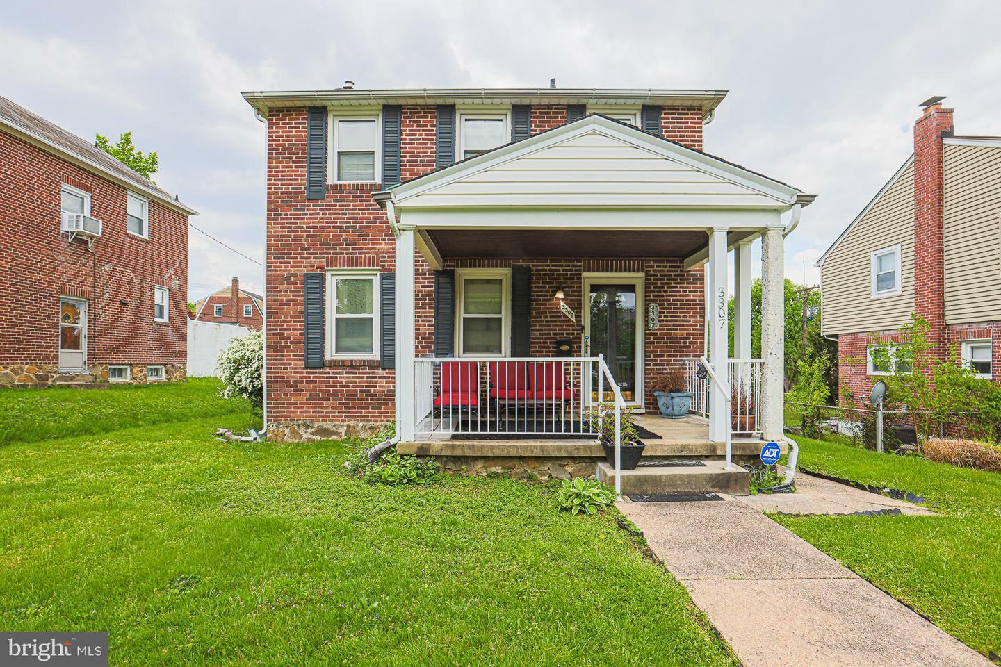 Property Photo:  3307 Grenton Avenue  MD 21214 