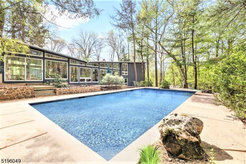 Property Photo: 40 Hill Hollow Rd NJ 07069