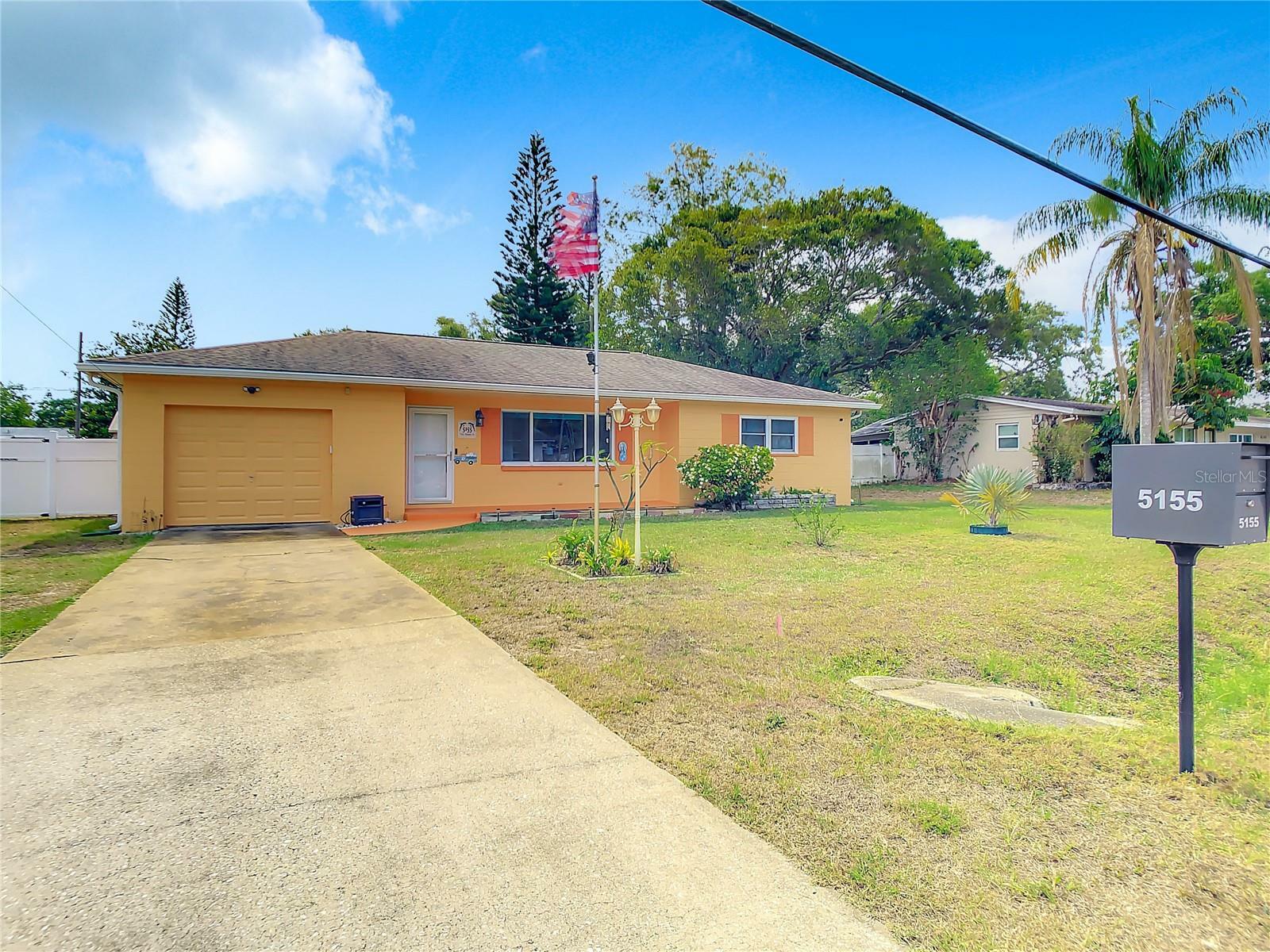 Property Photo: 5155 71st Street N FL 33709
