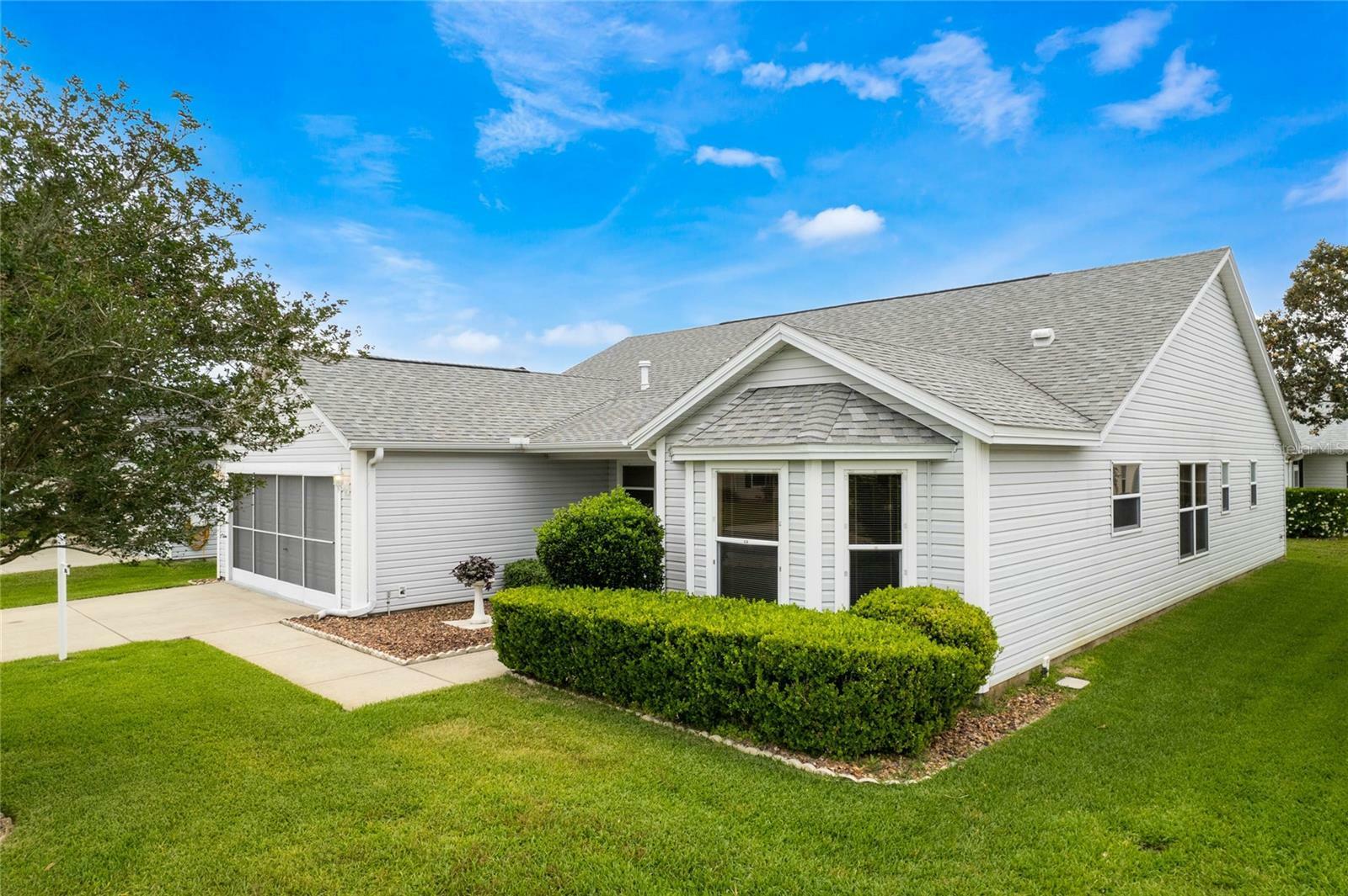 Property Photo:  3056 Glenwood Place  FL 32162 