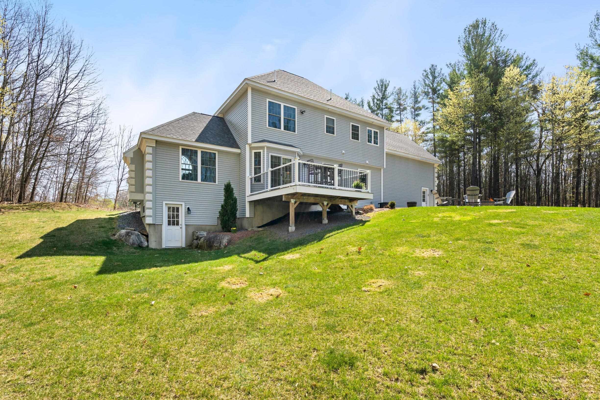 Property Photo:  17 Senter Farm Road  NH 03052 