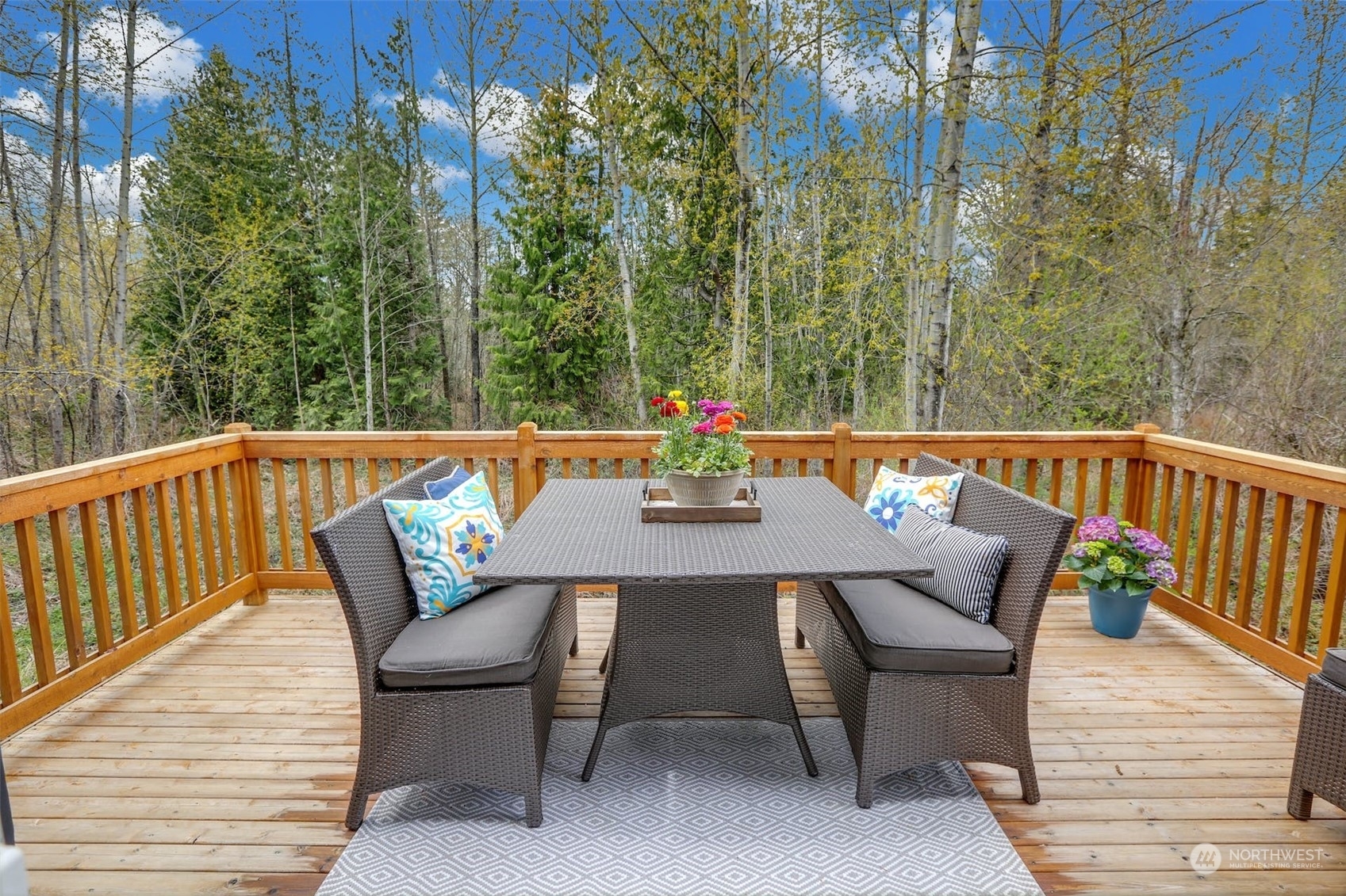 Property Photo:  755 Lyons Avenue NE  WA 98059 