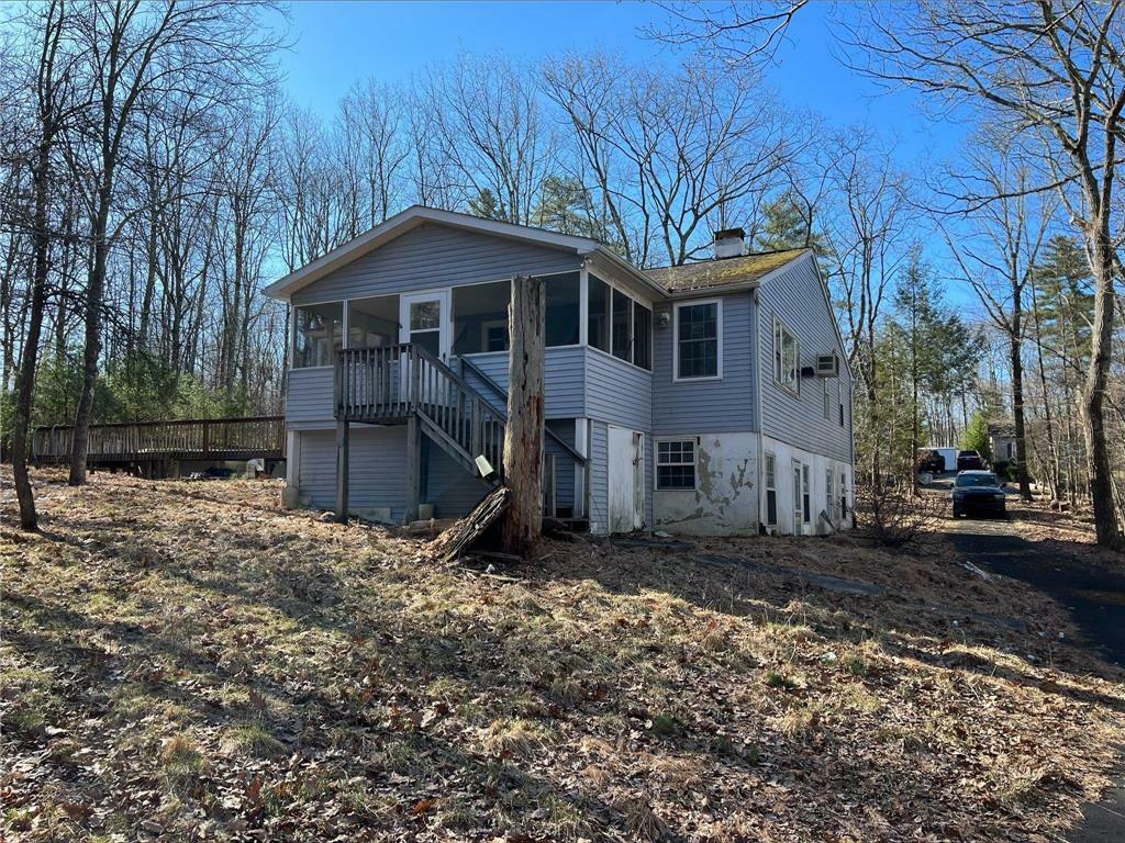 Property Photo:  325 Carnation Road  PA 18302 