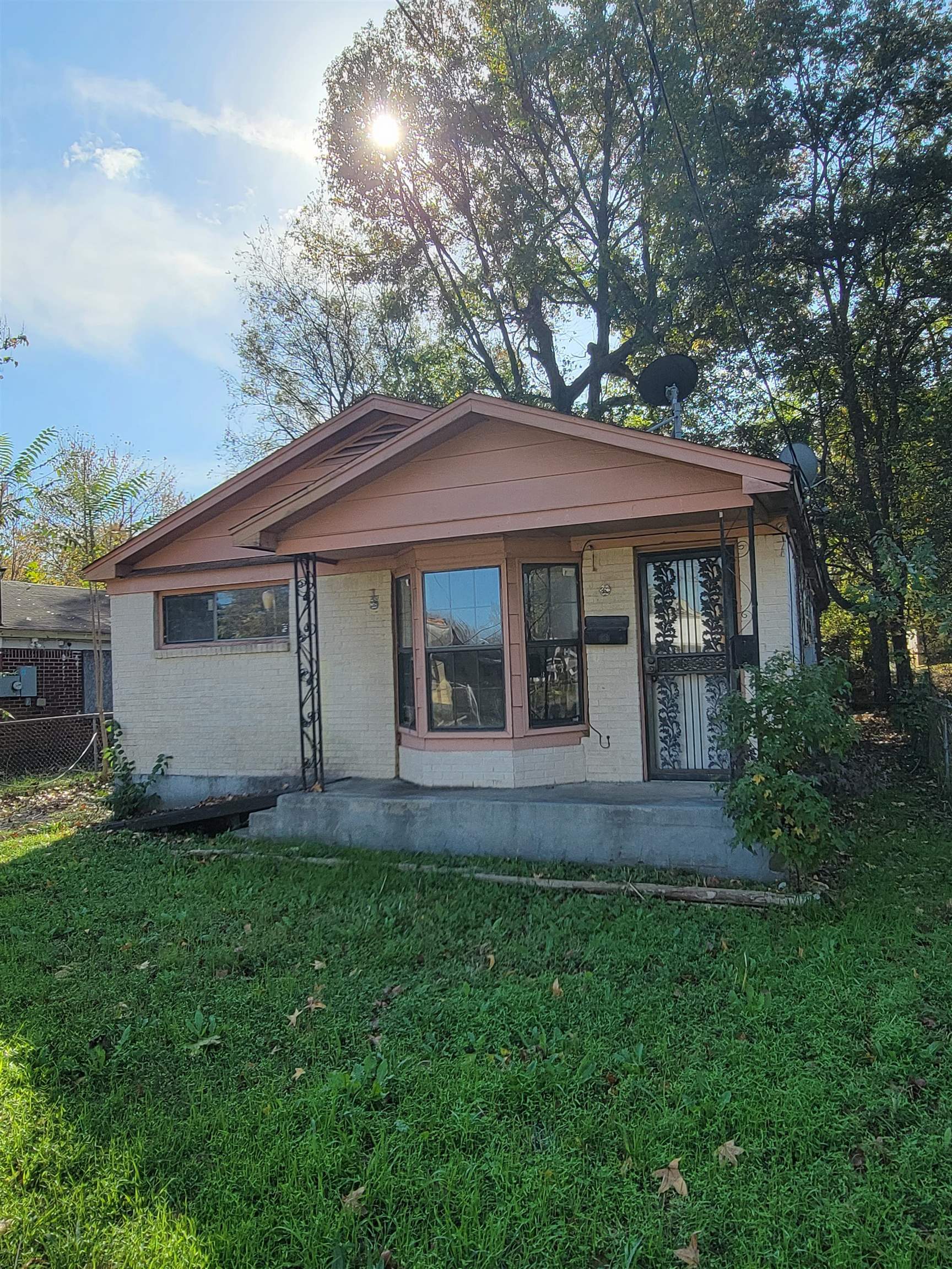 Property Photo:  1451 Menager Ave  TN 38106 