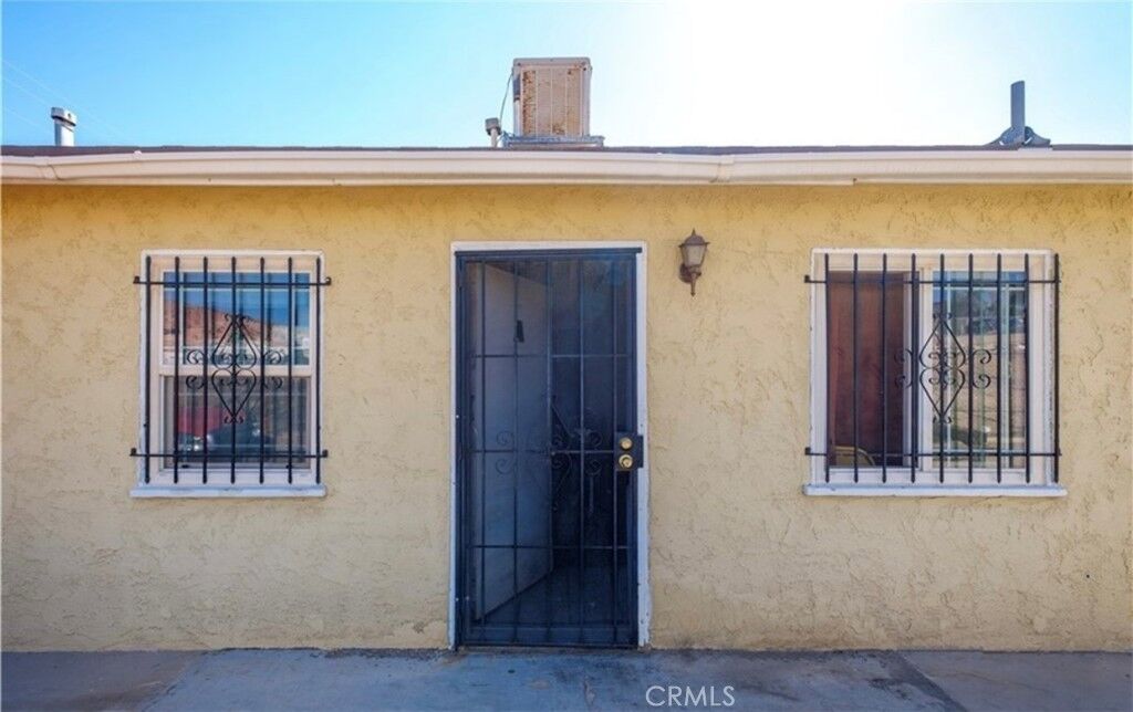 Property Photo:  133 W Williams Street A-B  CA 92311 
