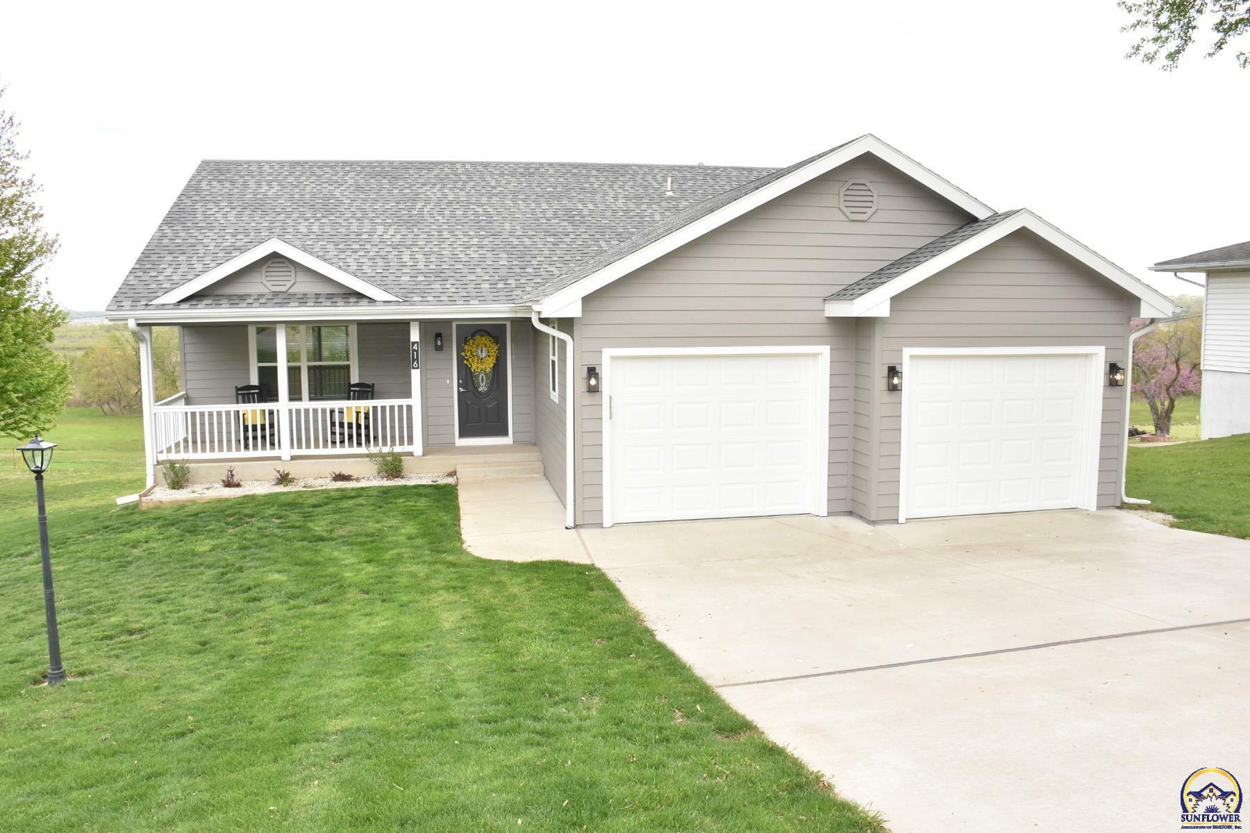 Property Photo:  416 Delaware Dr  KS 66070 