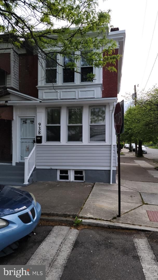 Property Photo:  938 Pennell Street  PA 19013 