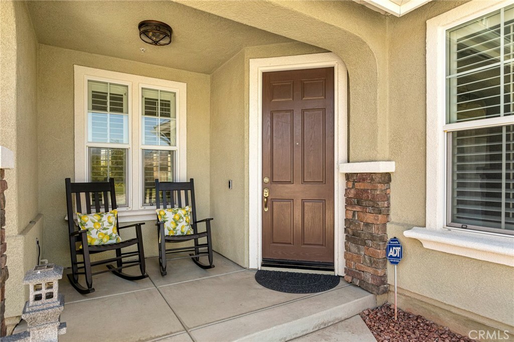 Property Photo: 325 Deodar Street CA 92374