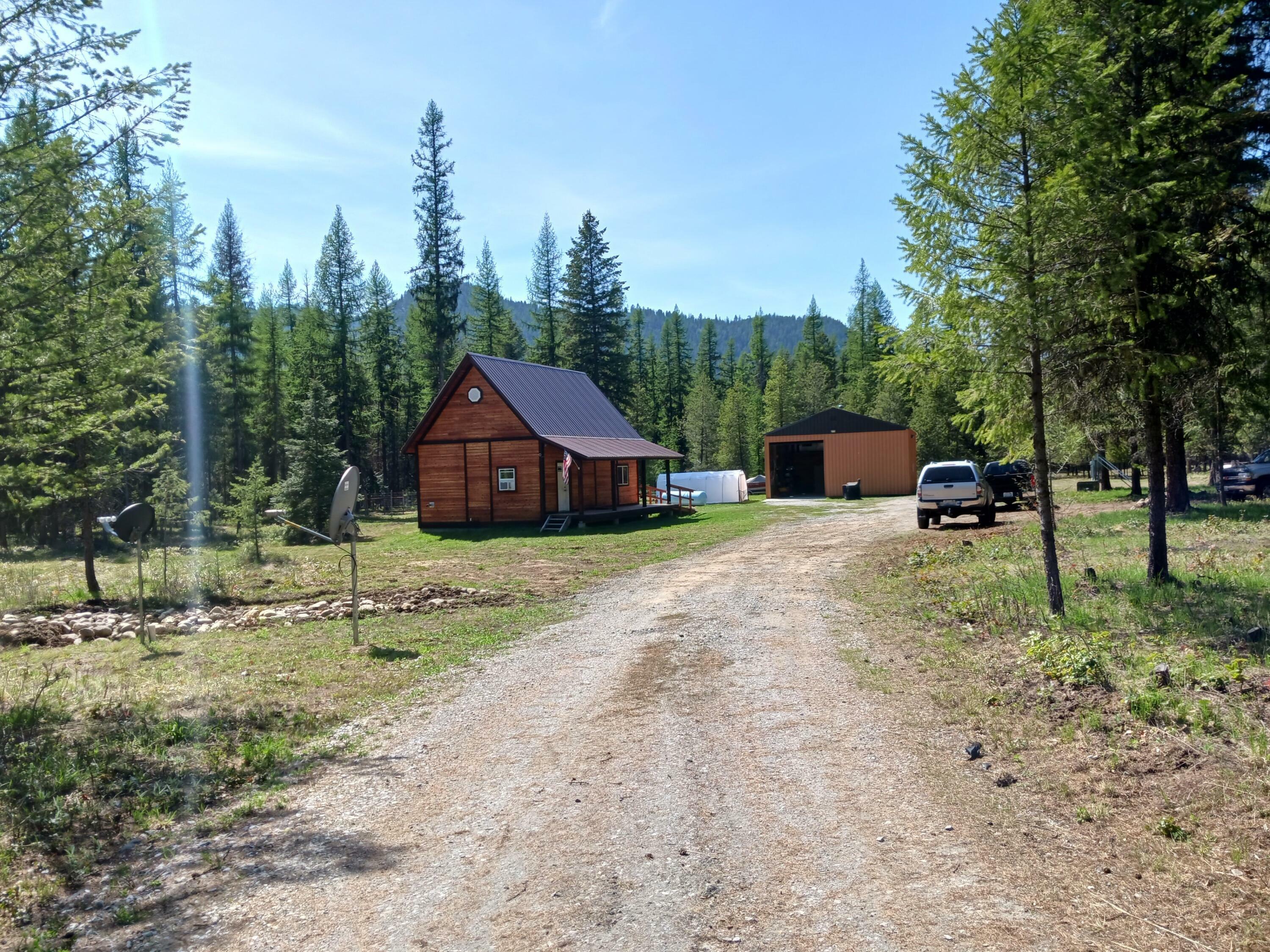 Property Photo:  3307 Aladdin Rd  WA 99114 