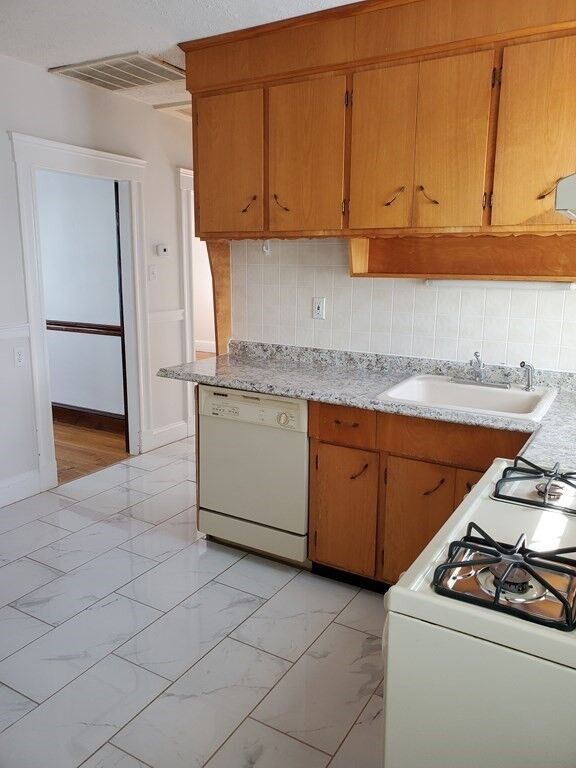 Property Photo: 20 Durant 20 MA 02132