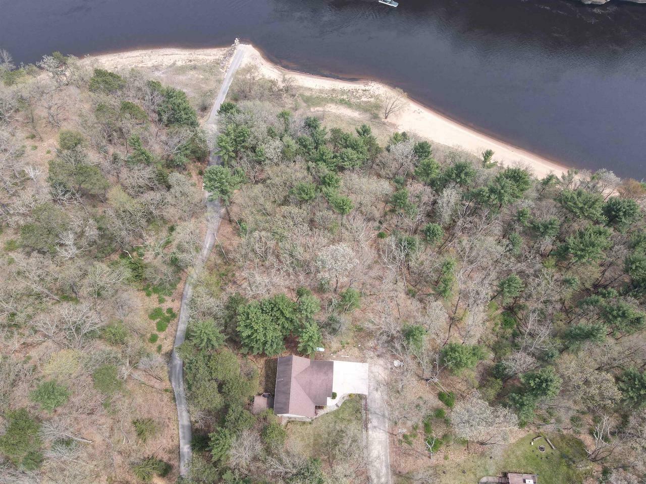Property Photo: 25 Sweet Briar Dr WI 53965