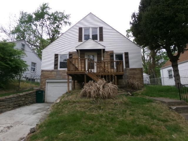 Property Photo: 1769 Ashbrook Dr OH 45238
