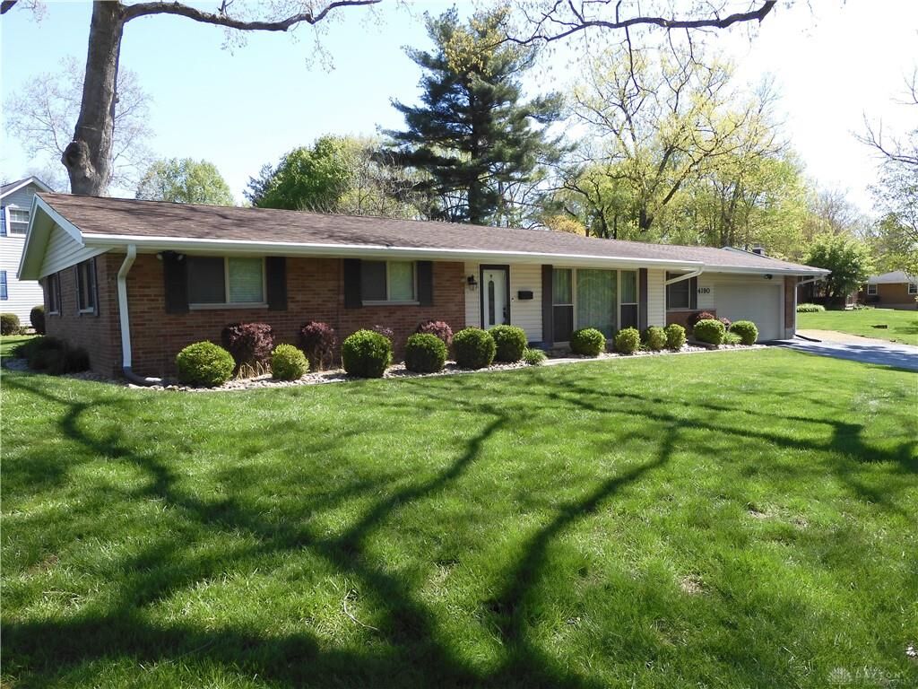 Property Photo: 4190 Beechwood Drive OH 45305