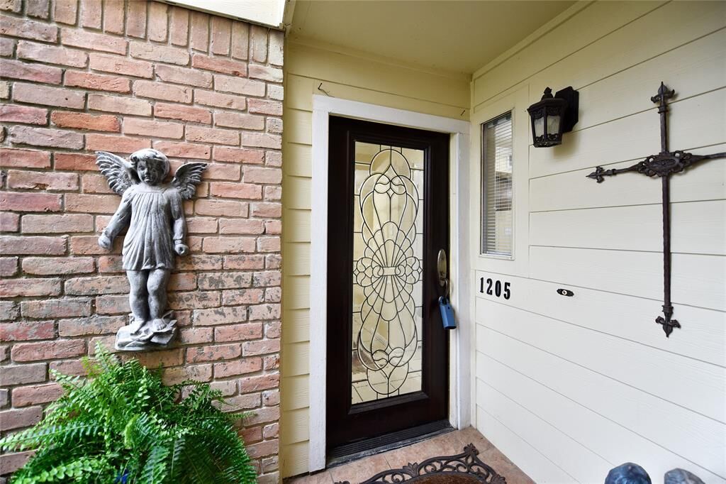 Property Photo:  14515 Wunderlich Drive 1205  TX 77069 