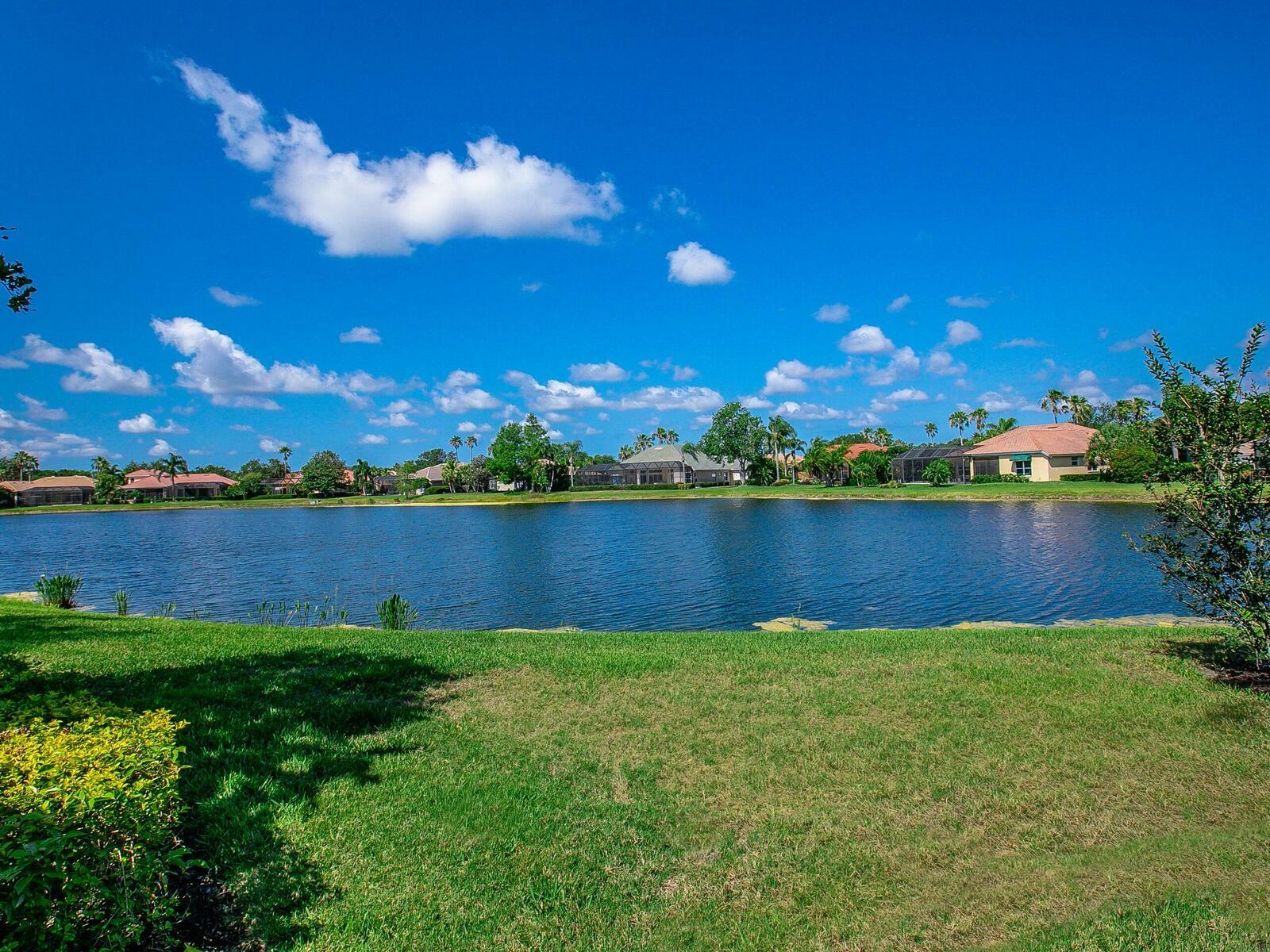 Property Photo:  8047 Royal Birkdale Circle  FL 34202 