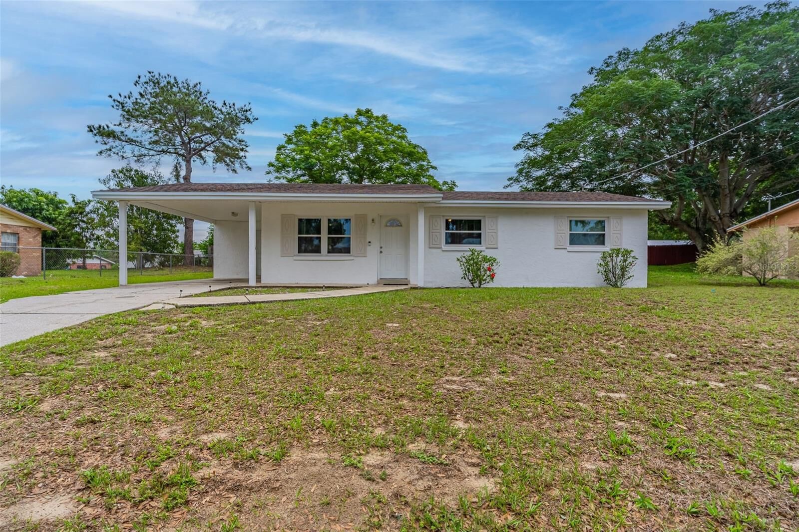Property Photo:  815 Everett Street  FL 33850