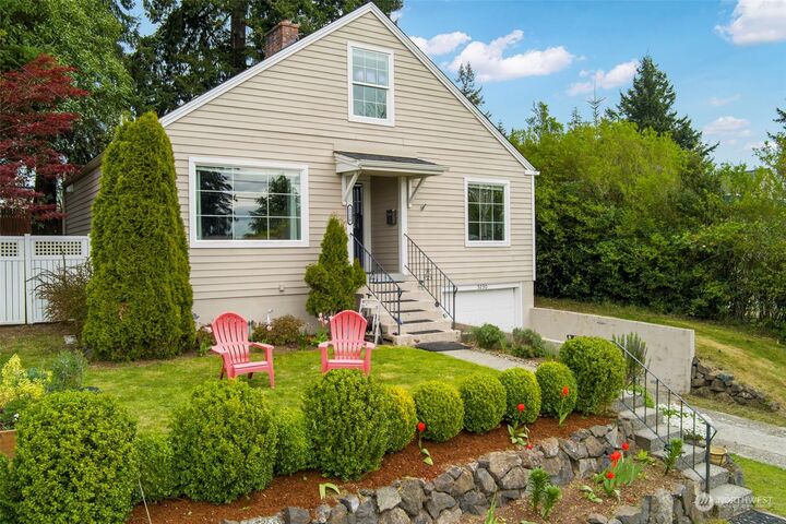 Property Photo:  3230 Herren Avenue  WA 98310 