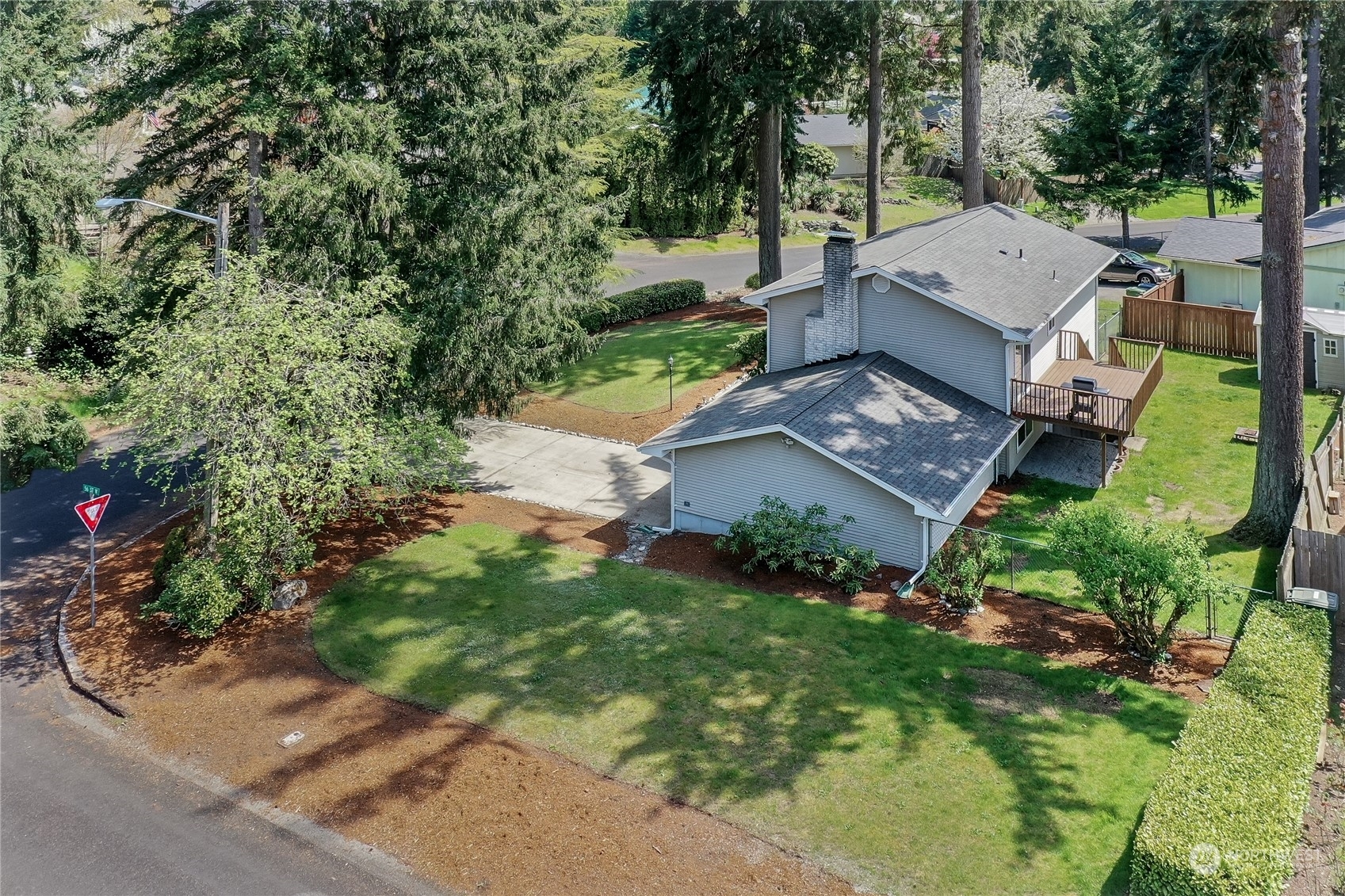 Property Photo:  5614 Academy Terrace Drive W  WA 98467 