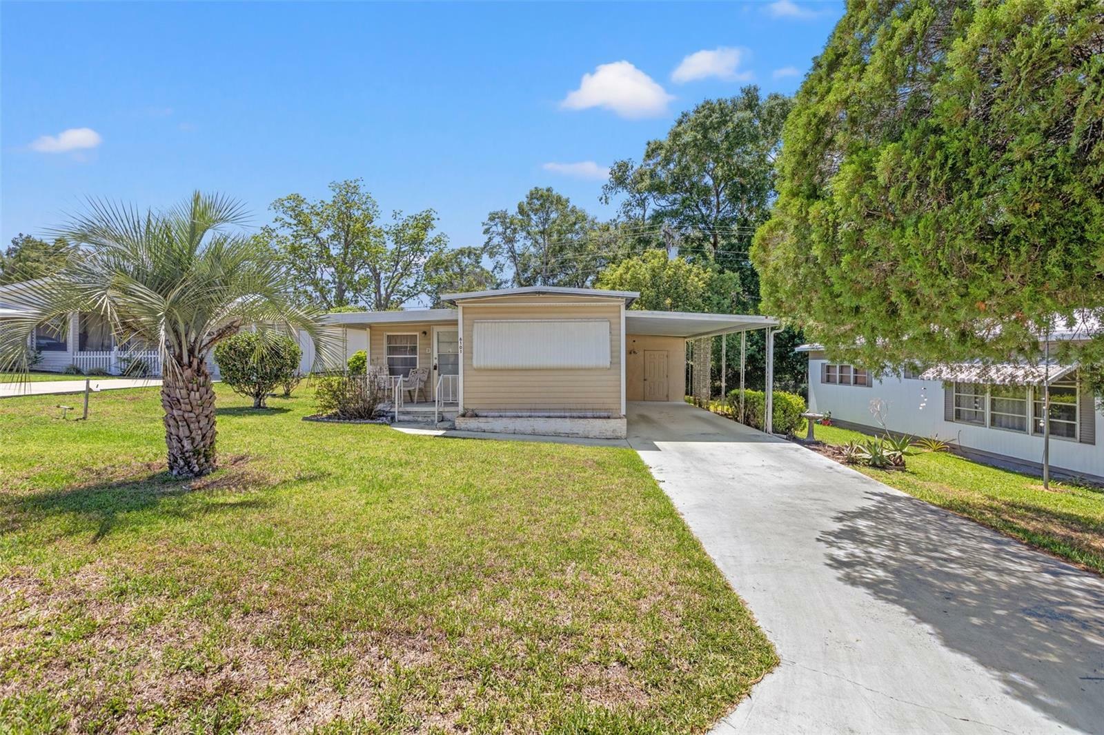 Property Photo:  6101 Ridgewood Drive  FL 33542 