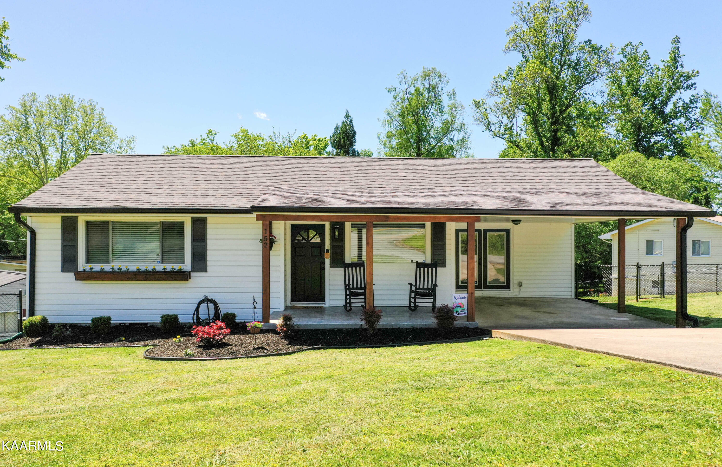 Property Photo:  152 Beverly Circle  TN 37830 