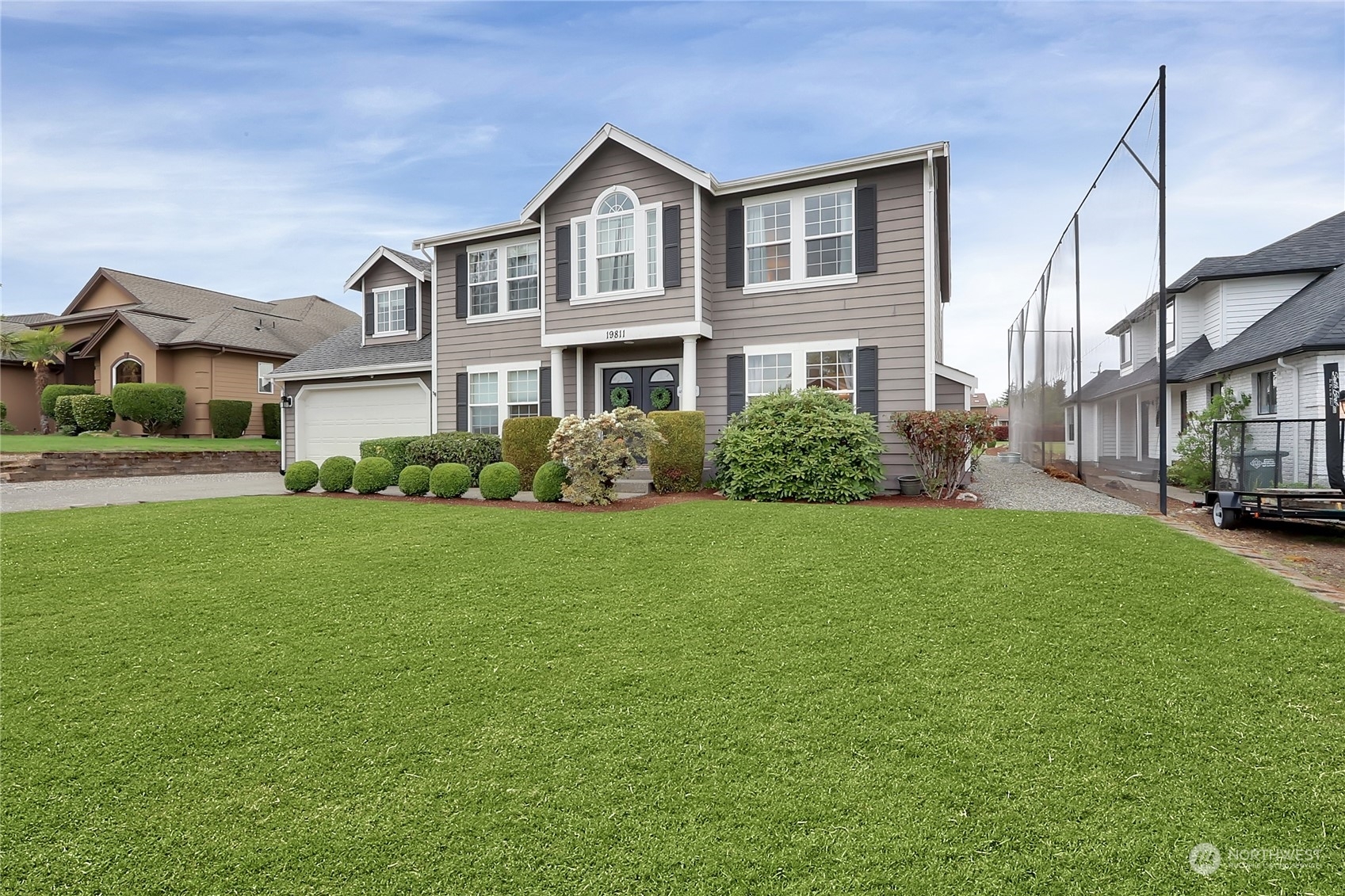 Property Photo: 19811 Island Parkway E WA 98391