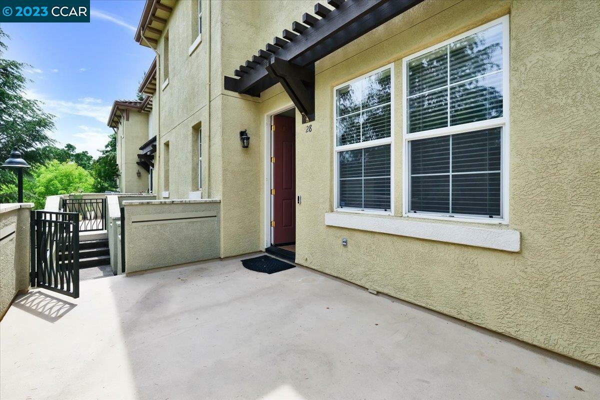 Property Photo:  28 Warhol Way  CA 94523 