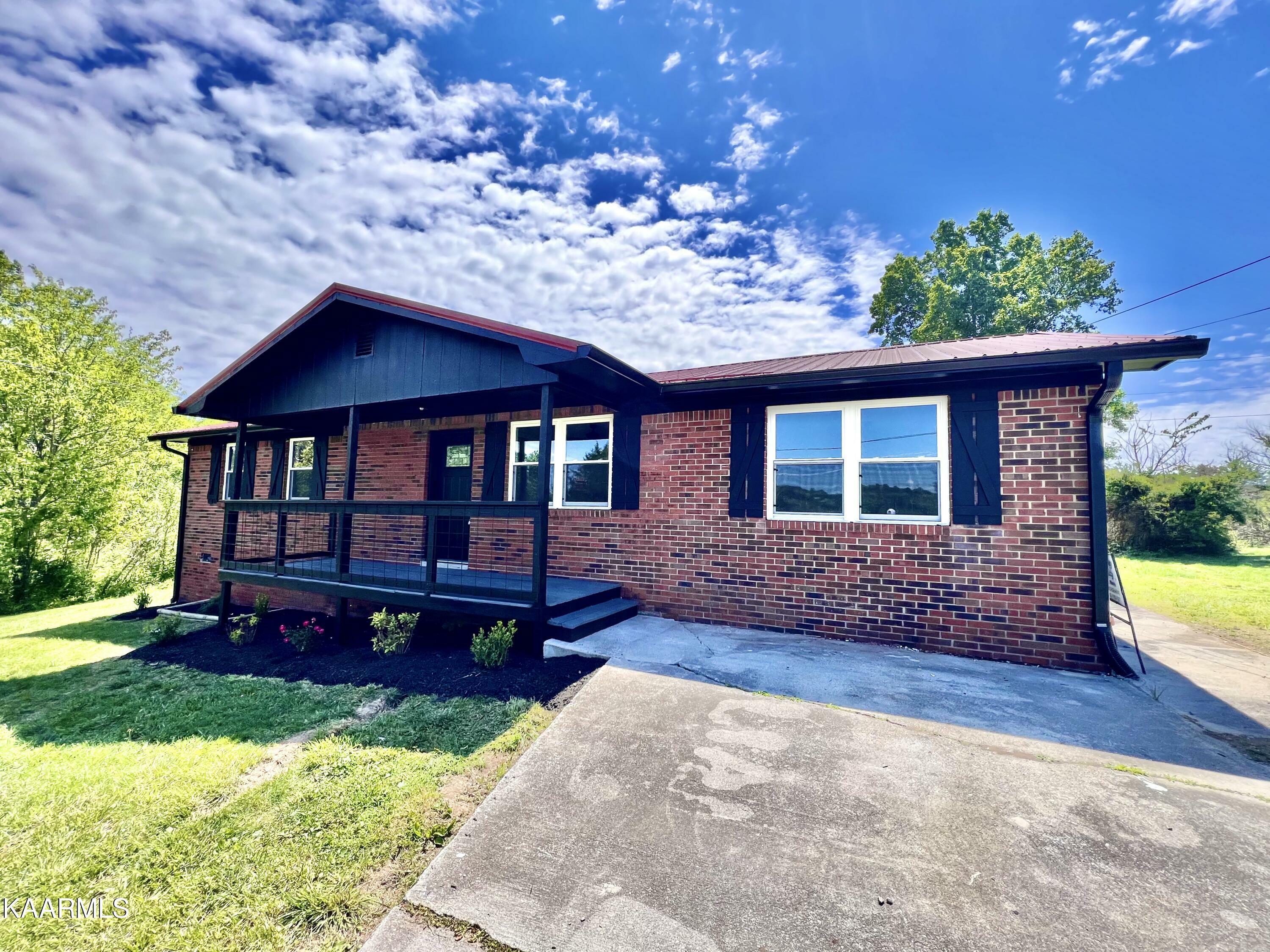 Property Photo:  1311 Nell St  TN 37879 