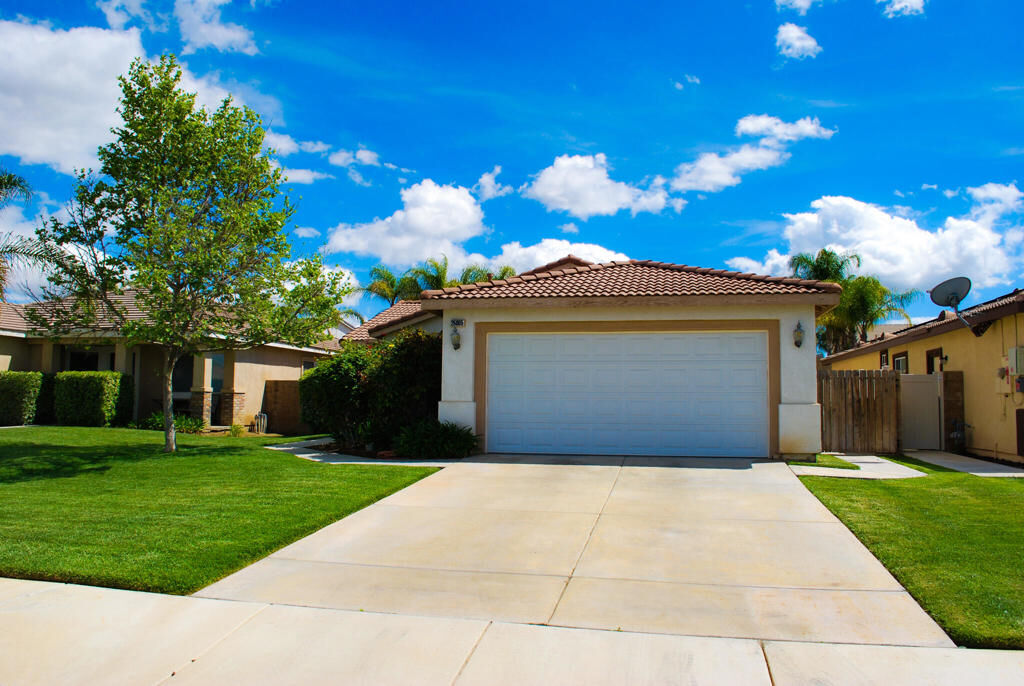 Property Photo:  26805 Wildflower Street  CA 92584