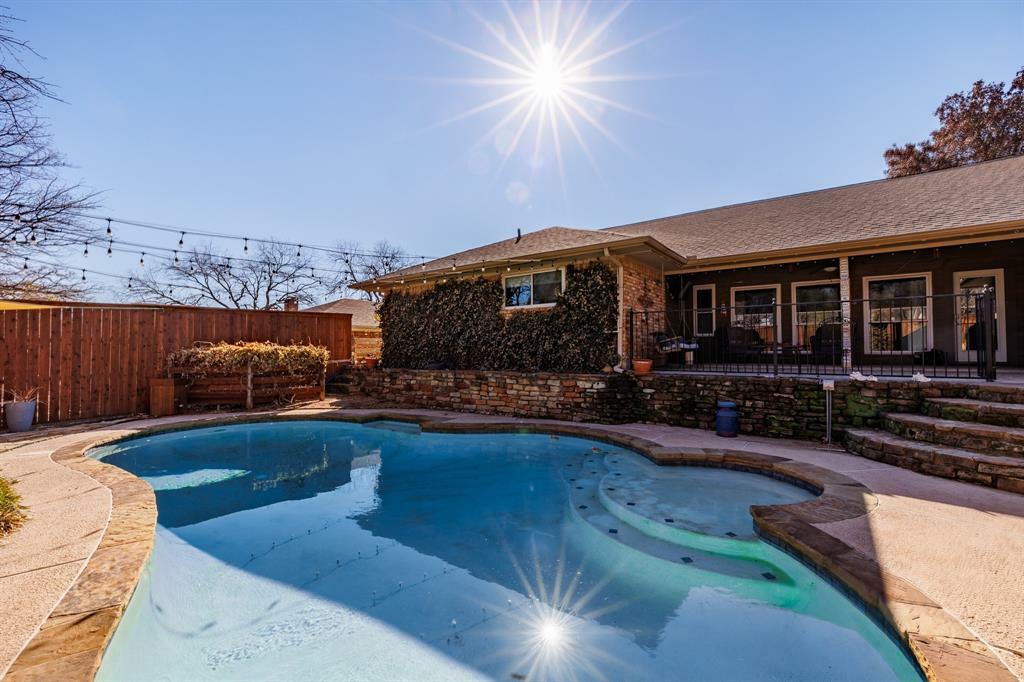 Property Photo: 4505 Weyhill Drive TX 76013