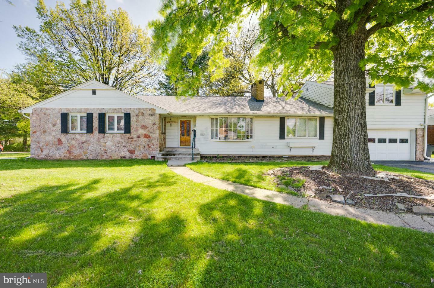 Property Photo: 403 Barrett Road PA 18049