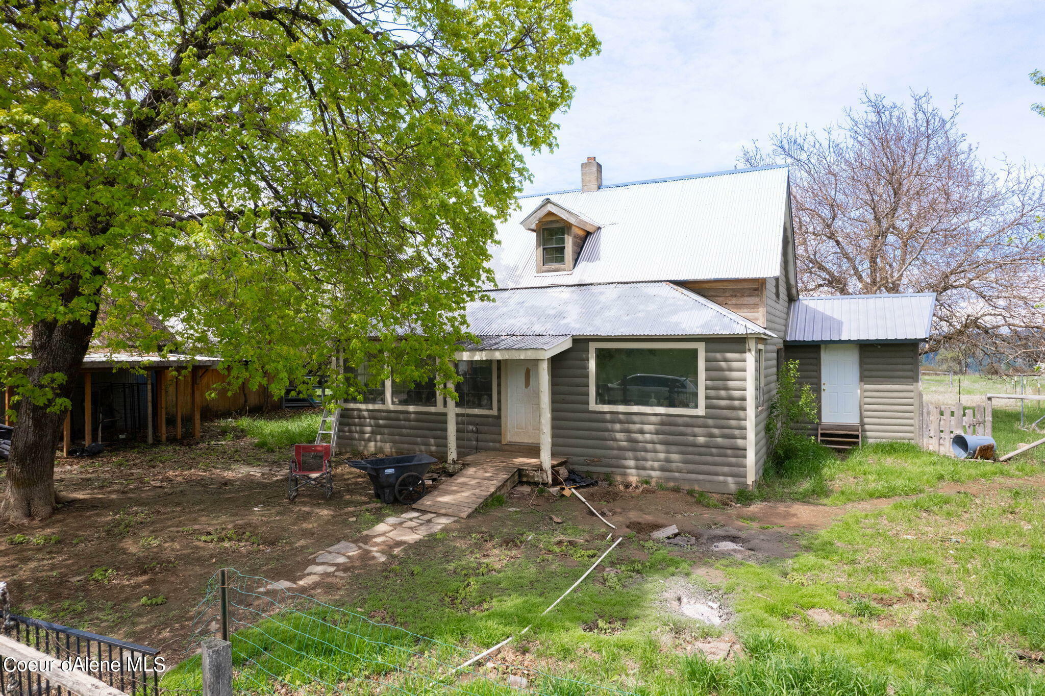 Property Photo: 5337 E Half Round Bay Rd ID 83833