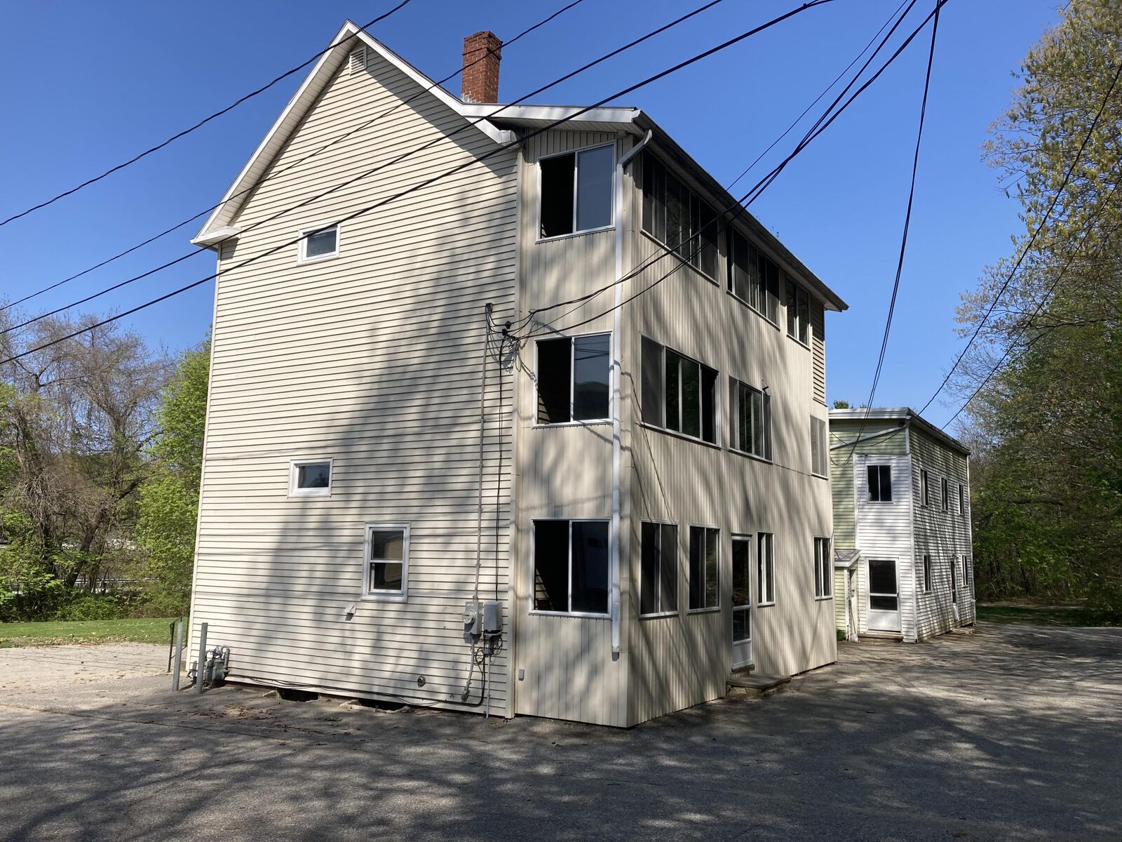 Property Photo:  5 Potter Street  ME 04240 